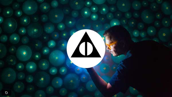 Circular Dimensions with Chris Cichocki